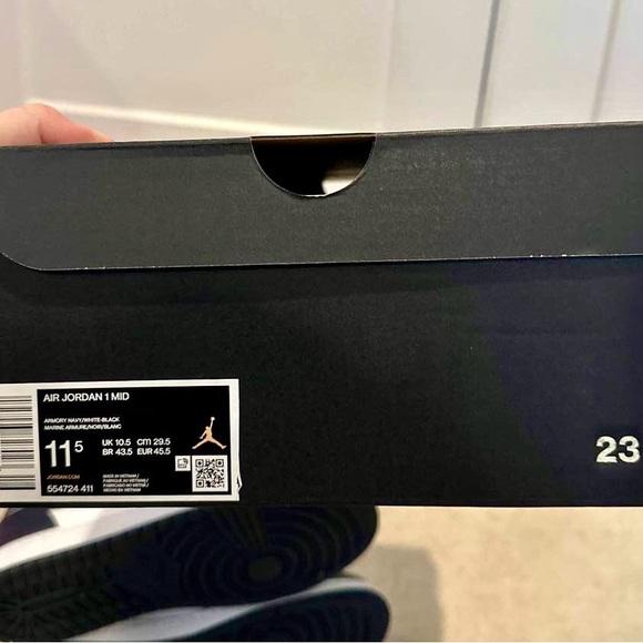 Men’s Jordan 1 Mid Armory Navy Size 11.5 - Picture 6 of 6